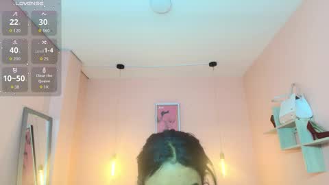 Snapshot of milu_carbajal_x chatting on 12-17-25, 08:04 milu_carbajal_x online show from 12-17-25, 08:04