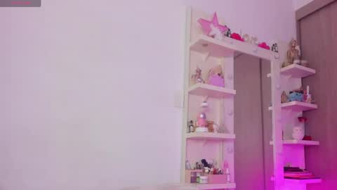 Snapshot of milu_cooper chatting on 06-04-26, 05:24 milu modelo independiente .onlyfans kmila model online show from 06-04-26, 05:24