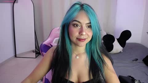 Snapshot of milusolers chatting on 09-20-25, 06:36 Milusolers online show from 09-20-25, 06:36