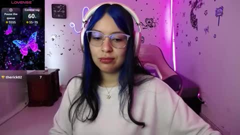 Snapshot of milusolers chatting on 12-18-25, 03:40 Milusolers online show from 12-18-25, 03:40