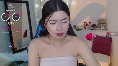 Mily online show from 03-11-26, 12:16