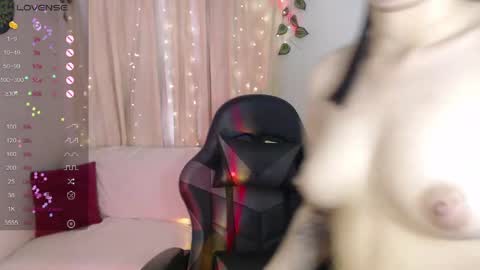 Mily online show from 05-08-26, 10:04
