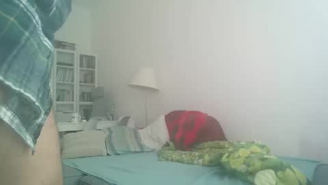 Snapshot of milymen26 chatting on 01-18-26, 07:56 Milymen26 Polish man master fereskik straight mature online show from 01-18-26, 07:56