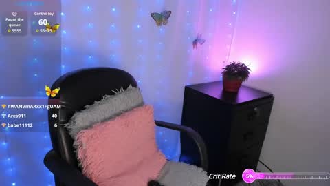 Snapshot of milysauria_ chatting on 03-06-25, 11:47 Mily online show from 03-06-25, 11:47