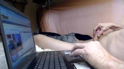 mimes32 online show from 02-08-25, 01:22