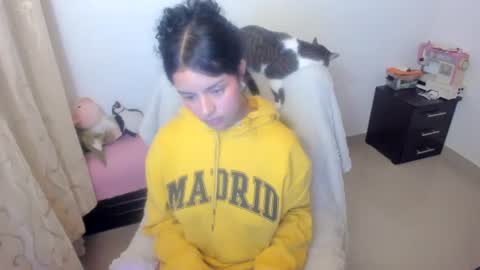 Snapshot of mimi_sa chatting on 07-06-26, 03:36 Mimii online show from 07-06-26, 03:36