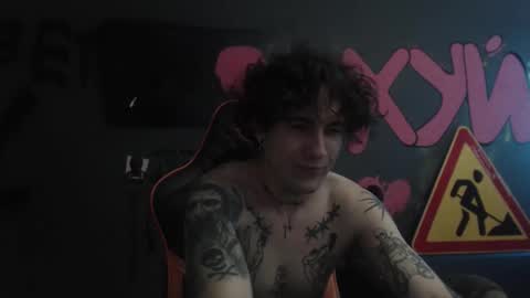 Max online show from 11-13-25, 01:10