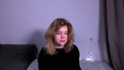 Snapshot of mina27372 chatting on 12-06-24, 01:29 hi Im Mina online show from 12-06-24, 01:29