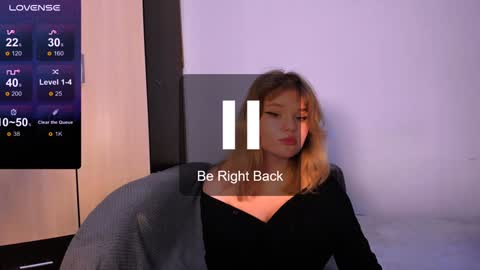 Snapshot of mina27372 chatting on 12-10-24, 05:07 hi Im Mina online show from 12-10-24, 05:07