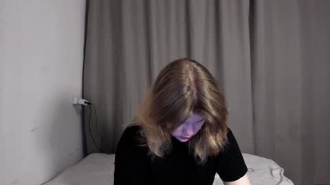 Snapshot of mina27372 chatting on 01-14-25, 02:08 hi Im Mina online show from 01-14-25, 02:08