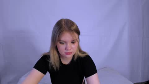 Snapshot of mina27372 chatting on 02-14-25, 04:26 hi Im Mina online show from 02-14-25, 04:26