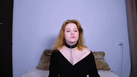 Snapshot of mina27372 chatting on 10-03-25, 11:29 hi Im Mina online show from 10-03-25, 11:29