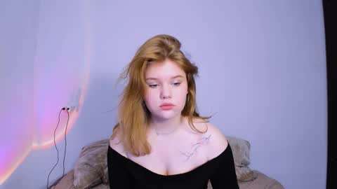 Snapshot of mina27372 chatting on 11-29-25, 01:41 hi Im Mina online show from 11-29-25, 01:41