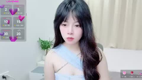 Snapshot of minaaaa69879 chatting on 07-05-26, 02:18 Na online show from 07-05-26, 02:18