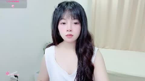 Snapshot of minaaaa69879 chatting on 07-13-26, 02:14 Na online show from 07-13-26, 02:14