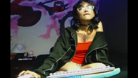 Suki 3 online show from 06-06-26, 03:00