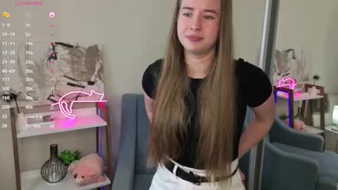 Milly online show from 10-12-25, 03:33