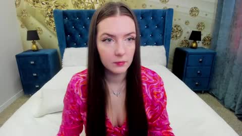 Snapshot of minchelskatrina chatting on 06-01-26, 08:49 minchelskatrina online show from 06-01-26, 08:49