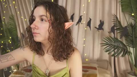 Frances  Next streams wed 5am - 9am fri sat sun 8am - 4pm GMT3 online show from 11-01-25, 06:15