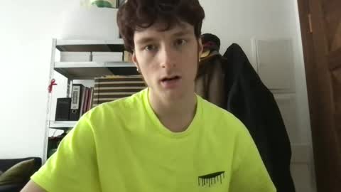 Snapshot of mindly chatting on 03-11-25, 01:56 Mindly online show from 03-11-25, 01:56