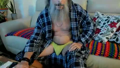 Snapshot of mindphuk chatting on 12-17-25, 09:54 mindphuk online show from 12-17-25, 09:54