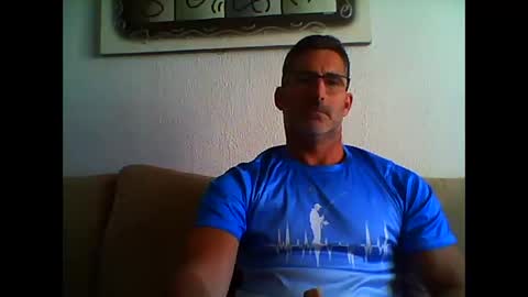 Snapshot of mindthestep chatting on 05-04-26, 02:13 MIND online show from 05-04-26, 02:13