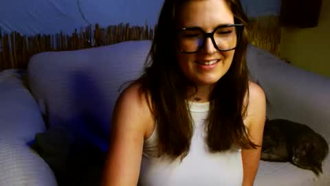 Mindy online show from 04-07-26, 08:15