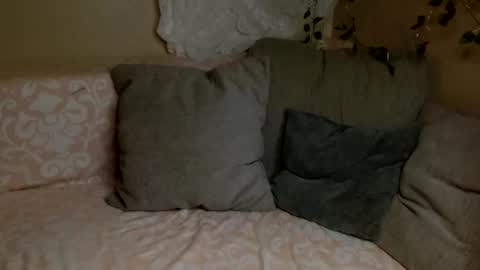 Mindy online show from 04-16-26, 03:51