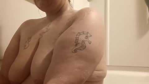 Snapshot of mindyourvib3z chatting on 02-10-26, 03:21 mindyourvib3z online show from 02-10-26, 03:21