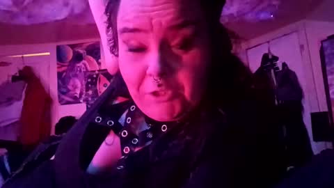 Snapshot of mindyourvib3z chatting on 06-05-26, 03:46 mindyourvib3z online show from 06-05-26, 03:46