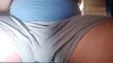 Snapshot of minecraftpickaxe chatting on 11-24-25, 01:55 minecraftpickaxe online show from 11-24-25, 01:55