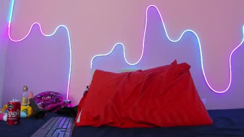 Mingie online show from 02-13-25, 02:42