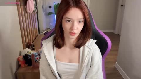 Cleo online show from 10-22-25, 02:06