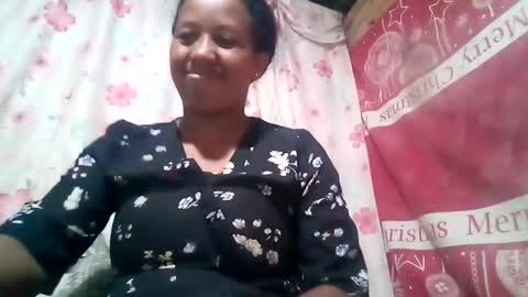 Snapshot of minie4tina chatting on 12-18-24, 05:48 Minie4Tina online show from 12-18-24, 05:48