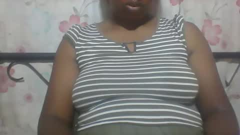 Snapshot of minie4tina chatting on 12-21-24, 09:44 Minie4Tina online show from 12-21-24, 09:44