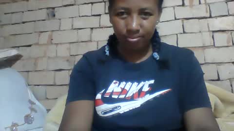 Snapshot of minie4tina chatting on 01-01-25, 06:58 Minie4Tina online show from 01-01-25, 06:58