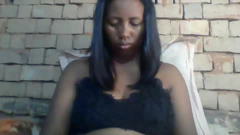 Snapshot of minie4tina chatting on 01-03-25, 06:44 Minie4Tina online show from 01-03-25, 06:44