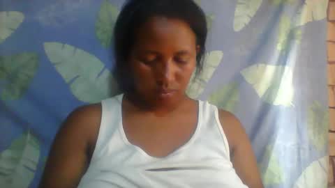 Snapshot of minie4tina chatting on 02-08-25, 10:29 Minie4Tina online show from 02-08-25, 10:29