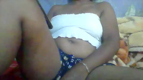 Snapshot of minie4tina chatting on 03-12-25, 09:02 Minie4Tina online show from 03-12-25, 09:02