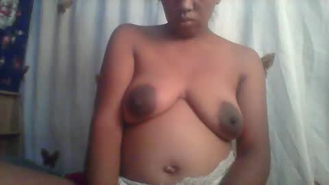 Snapshot of minie4tina chatting on 10-14-25, 06:03 Minie4Tina online show from 10-14-25, 06:03