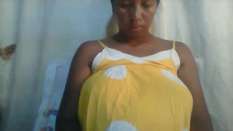 Snapshot of minie4tina chatting on 11-08-25, 05:51 Minie4Tina online show from 11-08-25, 05:51