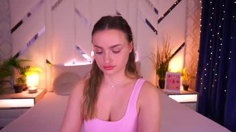 Snapshot of minifox_ chatting on 02-13-26, 08:54 minifox_ online show from 02-13-26, 08:54