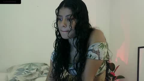   Mini Mila Kunis ft Ashton Katchero. Follow me to stay in touch  online show from 04-05-26, 07:33