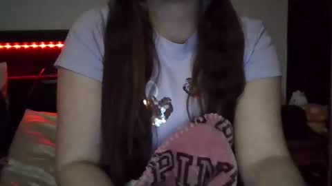 Tifa Quinn online show from 10-28-25, 03:32