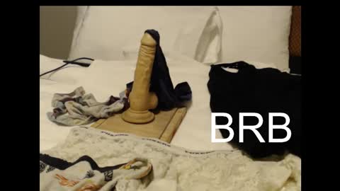 Snapshot of minime1920 chatting on 02-26-26, 02:43 minime1920 online show from 02-26-26, 02:43