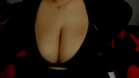 minka0 online show from 12-02-24, 09:17