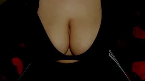 minka0 online show from 01-29-25, 09:17