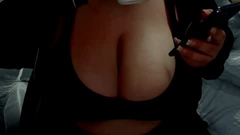 Snapshot of minka0 chatting on 03-09-26, 09:08 minka0 online show from 03-09-26, 09:08