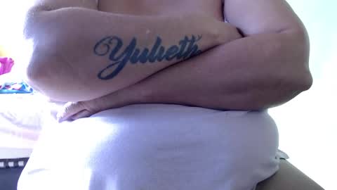 Snapshot of minnie_bbw69 chatting on 01-23-25, 12:30 Andrea online show from 01-23-25, 12:30