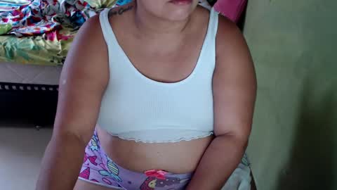 Snapshot of minnie_bbw69 chatting on 02-13-25, 12:00 Andrea online show from 02-13-25, 12:00